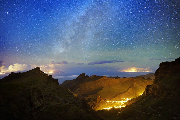 Valle Caserio Masca de noche