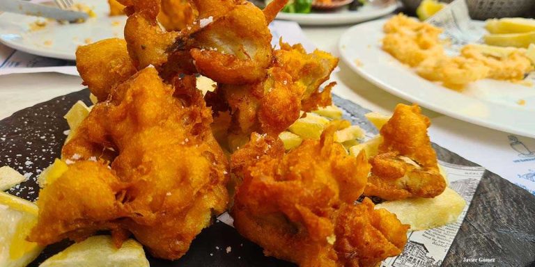 Bunuelos de pescado en la Taberna de Min 768x384
