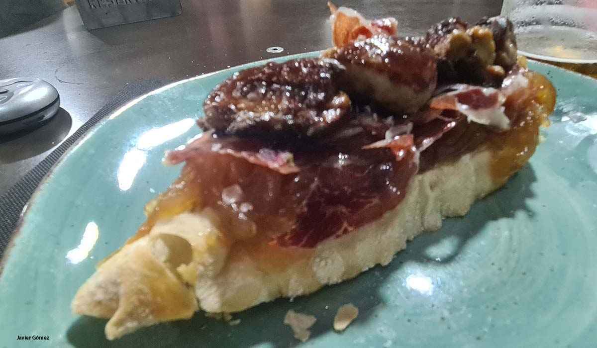 Tosta de foie en El Cambullón