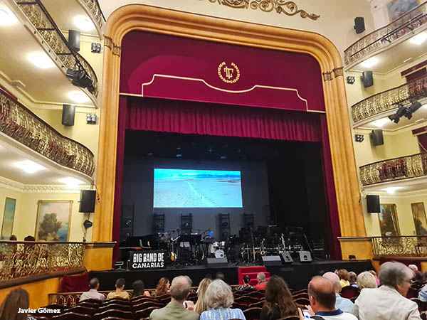Escenario del Teatro Leal en La Laguna