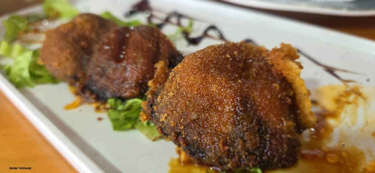 Champiñones con almogrote en El Fogón