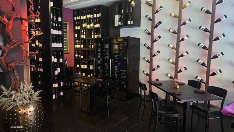 Vinoteca con pasion en Puerto de la Cruz interior 768x433