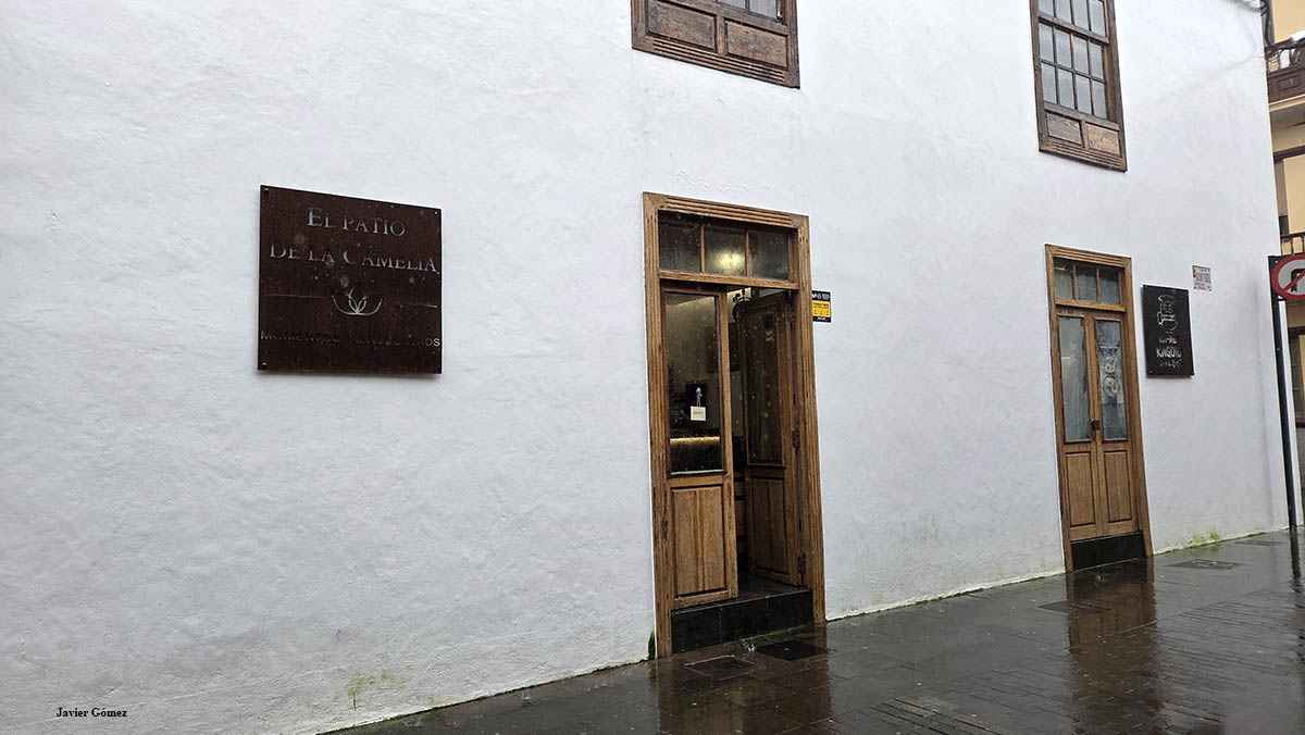 El Patio de la Camelia en La Laguna