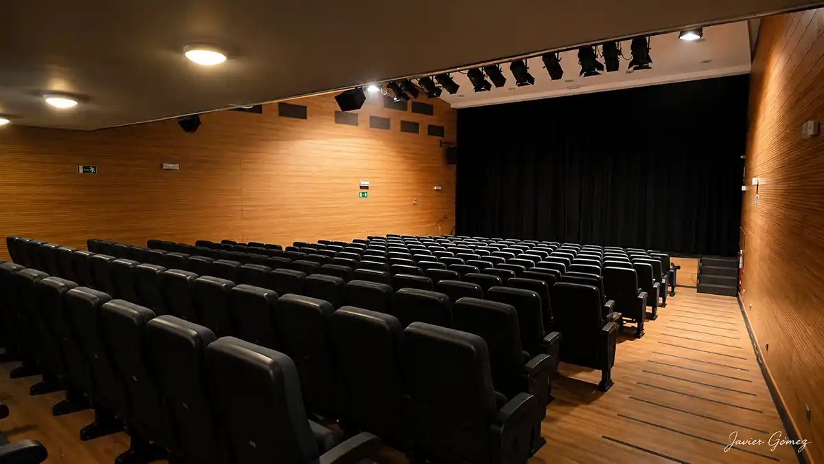 Sala de Teatro en Espacio la Granja Sala de Teatro en Espacio la Granja